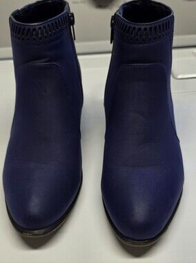 Women's Navy Blue Ankle Boots Size 8